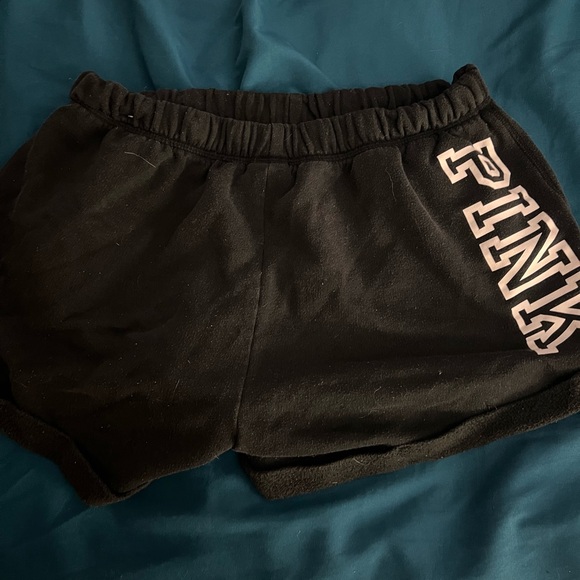 Set of 3 Pink Cloth Shorts - Picture 5 of 9